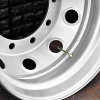roda_ferro_22_5_caminhao_750_4_.jpg