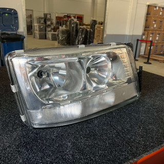 Saldão MC: Farol Principal Man TGX com Pisca